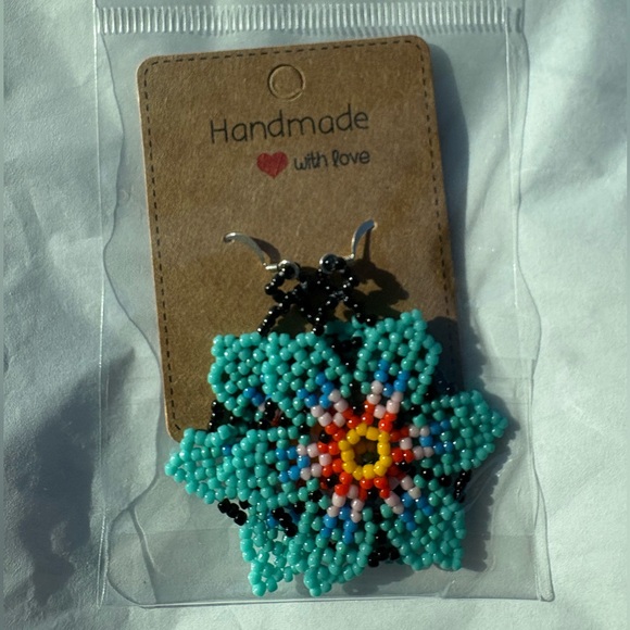 Jewelry - Handmade Beaded Flower Earrings in Turquoise